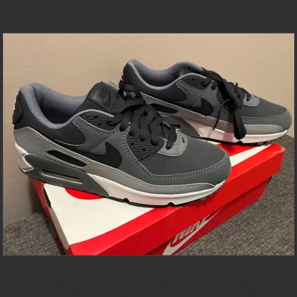 NIKE AIR MAX 90 Dark Grey - Picture 1 of 2